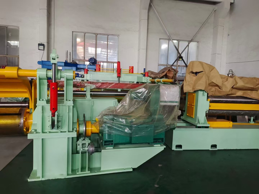 Middle Thick Steel Strip Slitting Machine For Carbon Steel 0.6mm Thick 1500mm Wide